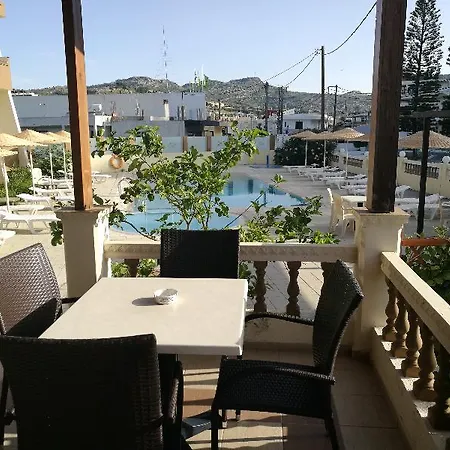 Ξενοδοχείο Golden Days